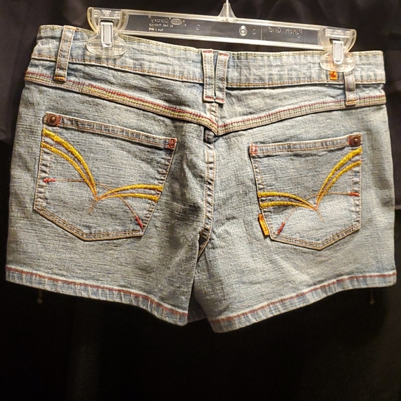 Y2K yellow and red stitch shorts - Picture 2 of 2